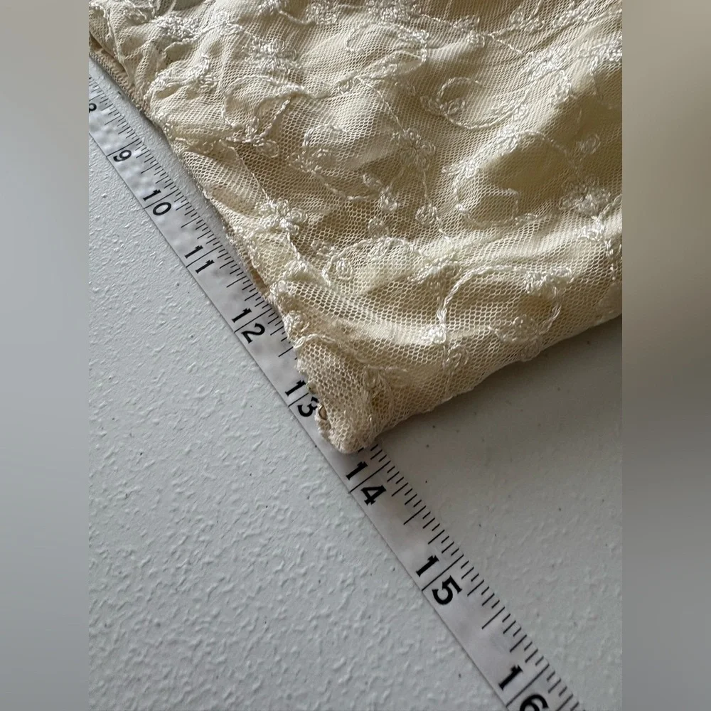 Small Eci New York Vintage y2k Cream Lace Silk Lined Midi Skirt - Picture 7 of 7